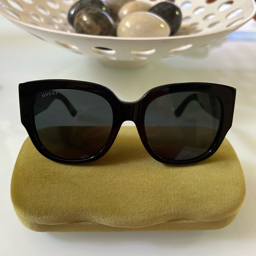 Authentic GUCCI Women’s GG0142SAN 55 mm Sunglasses